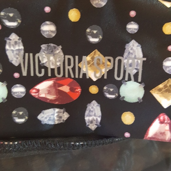 SPECIAL BUNDLE 2 SPORTS BRAS FOR $20 The Player Racerback Pullover Sport Bra VS - Picture 4 of 4